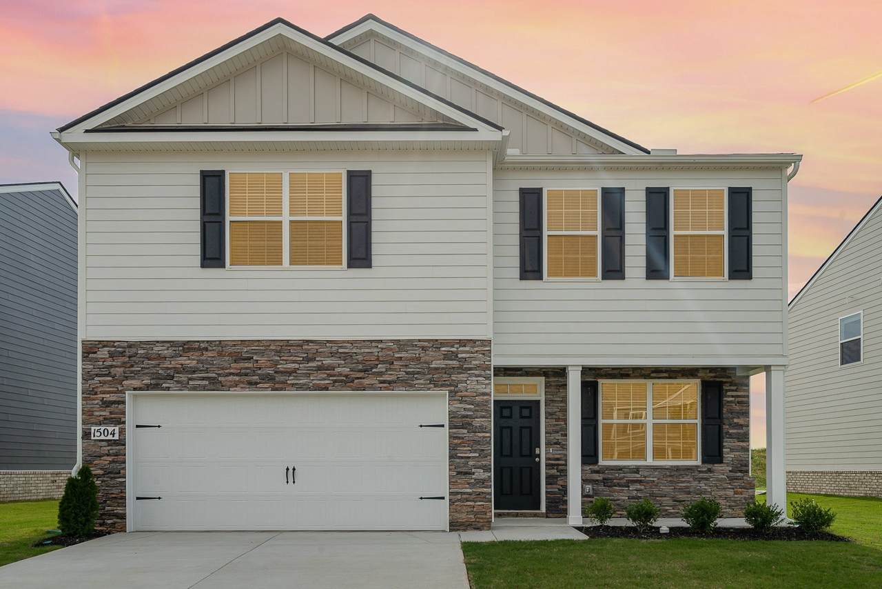 1504 Rosewood Dr - Photo 1