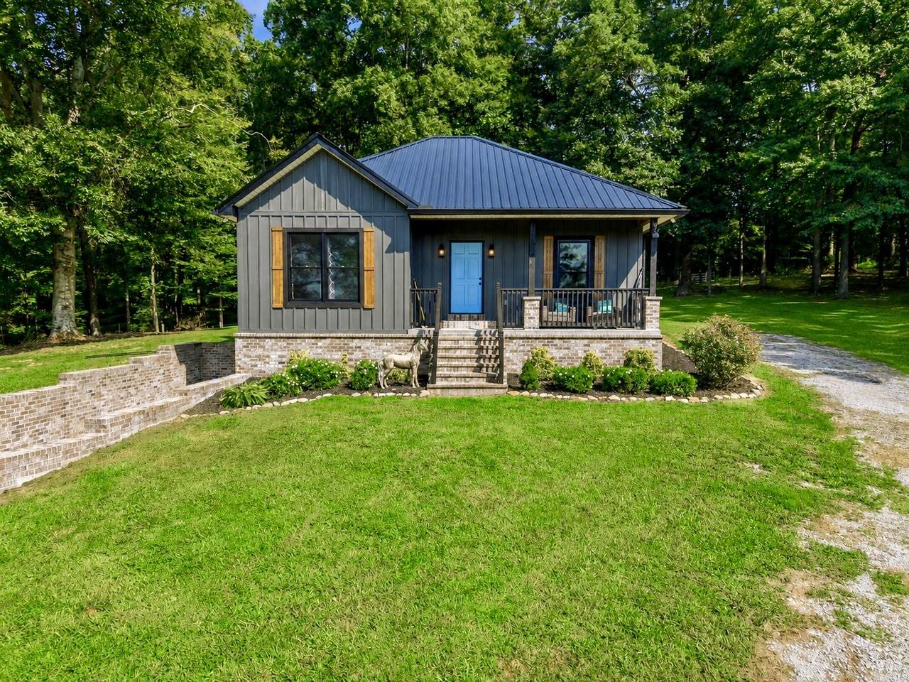 https://bt-photos.global.ssl.fastly.net/nashville/1280_boomver_1_RTC3513844-1.jpg