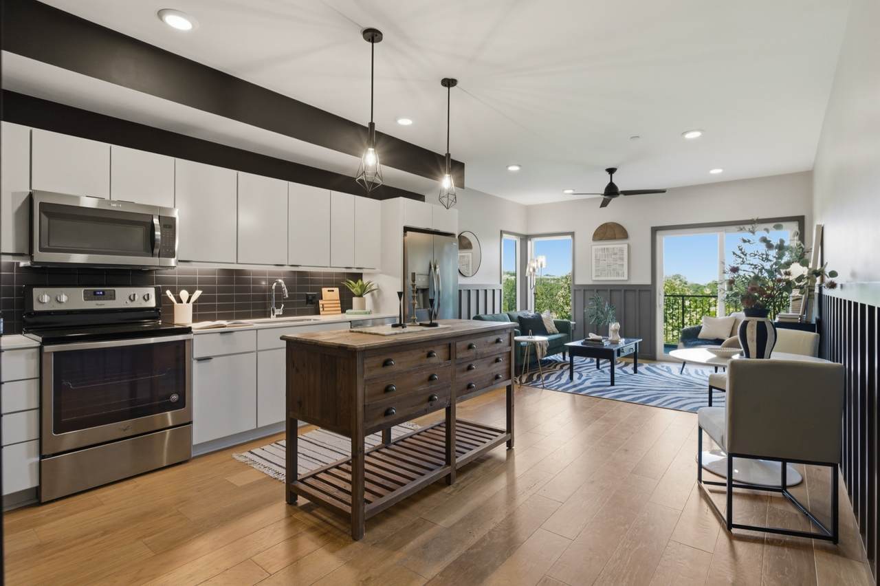 400 Herron Dr - Photo 1