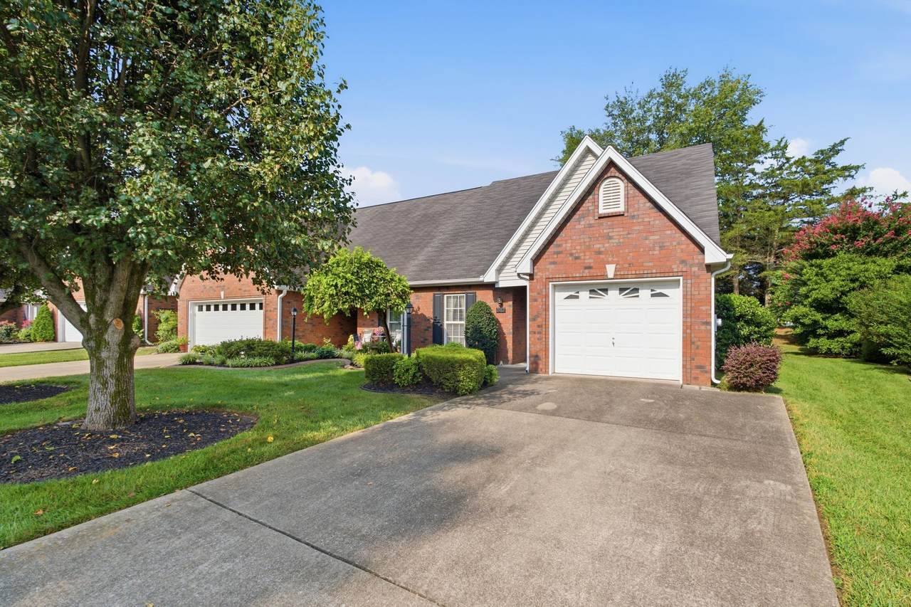 2767 Stonehedge Dr - Photo 1