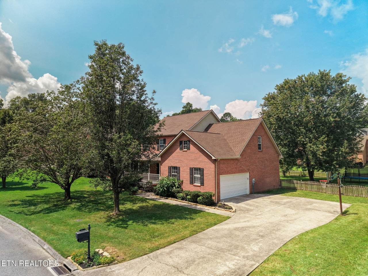 https://bt-photos.global.ssl.fastly.net/nashville/1280_boomver_1_RTC3514704-1.jpg