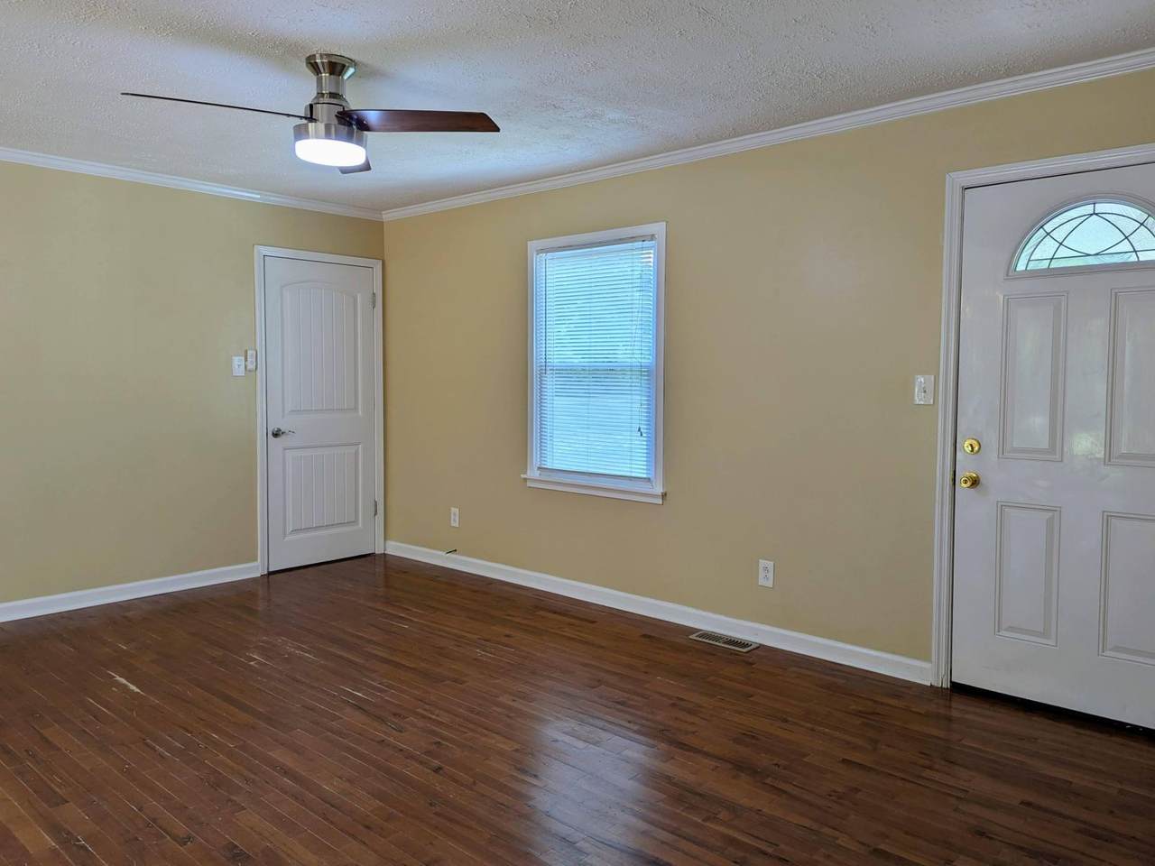https://bt-photos.global.ssl.fastly.net/nashville/1280_boomver_1_RTC3515175-1.jpg