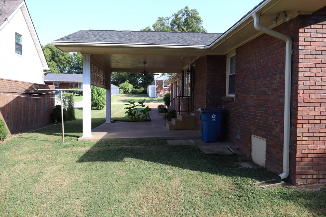 https://bt-photos.global.ssl.fastly.net/nashville/1280_boomver_1_RTC3515259-1.jpg