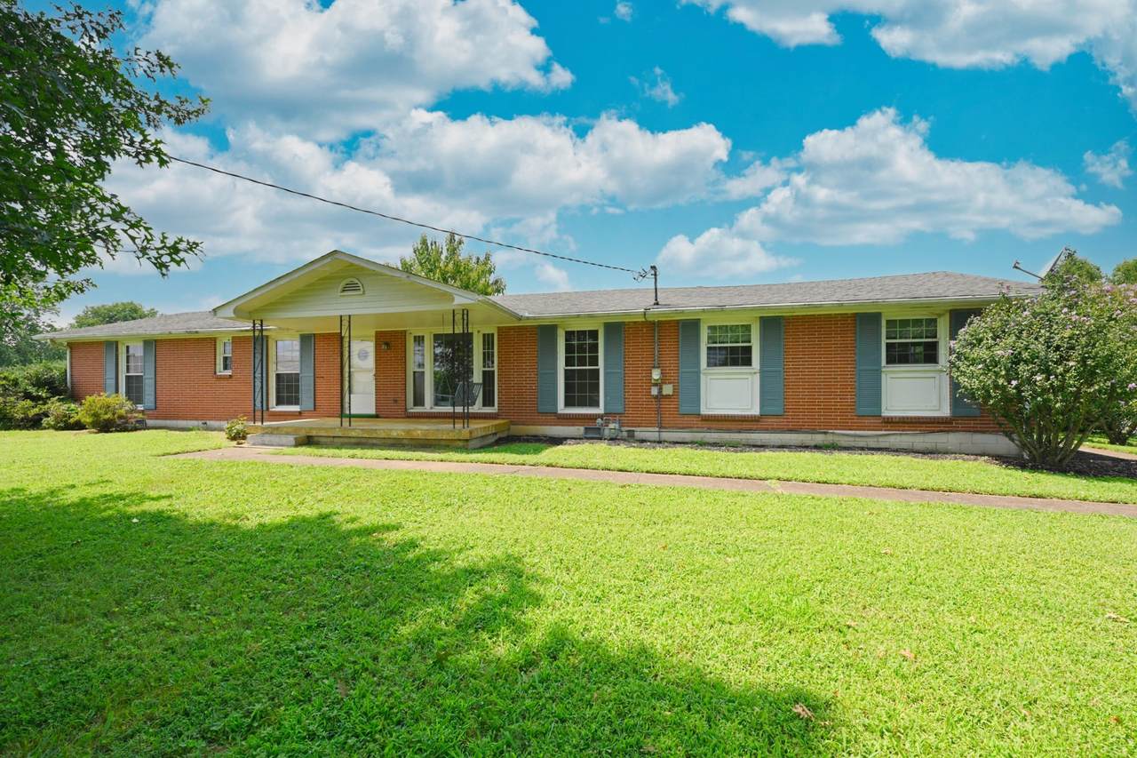 101 La Sabre Dr - Photo 1