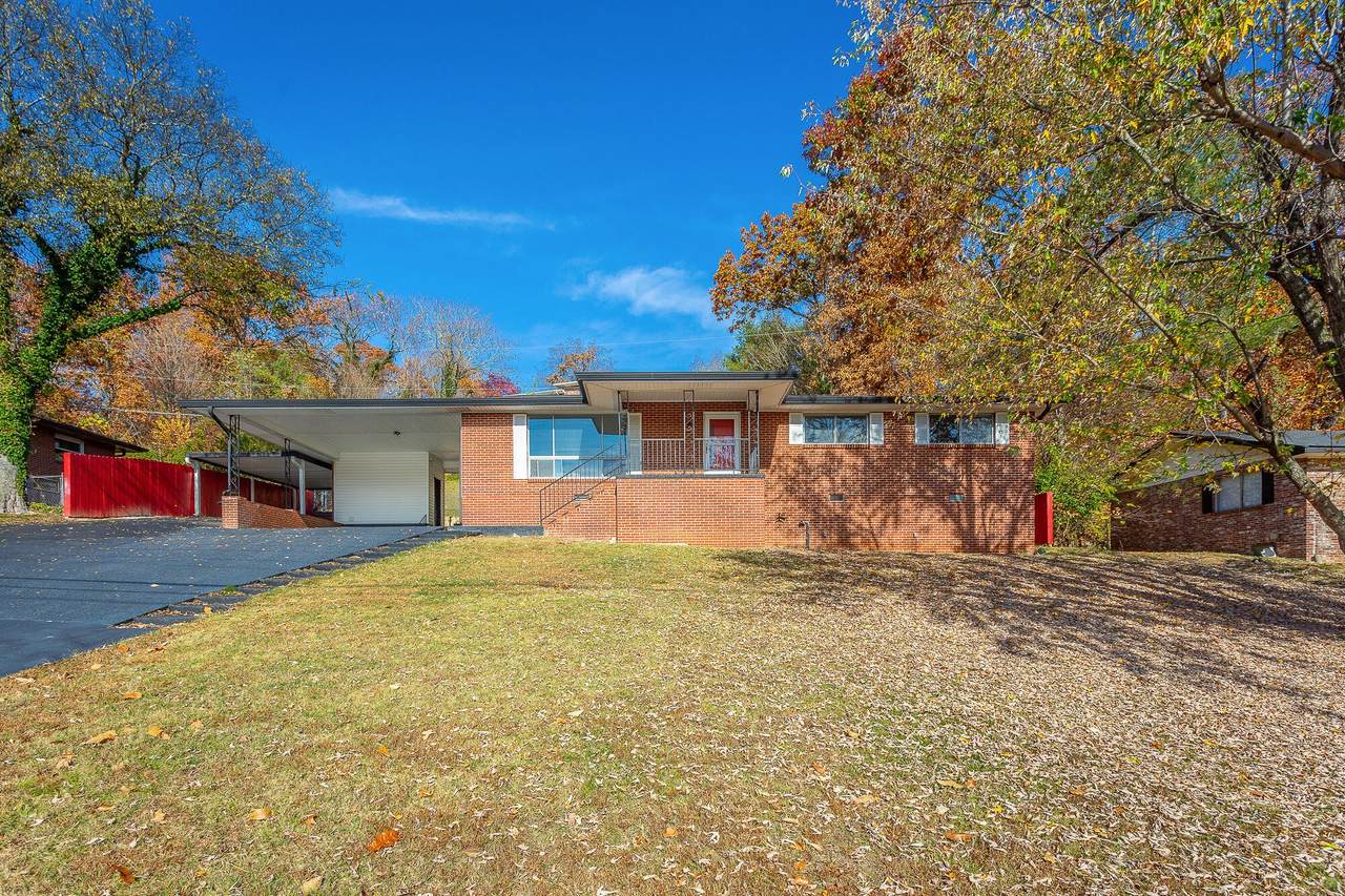 841 Ashland Terrace - Photo 1