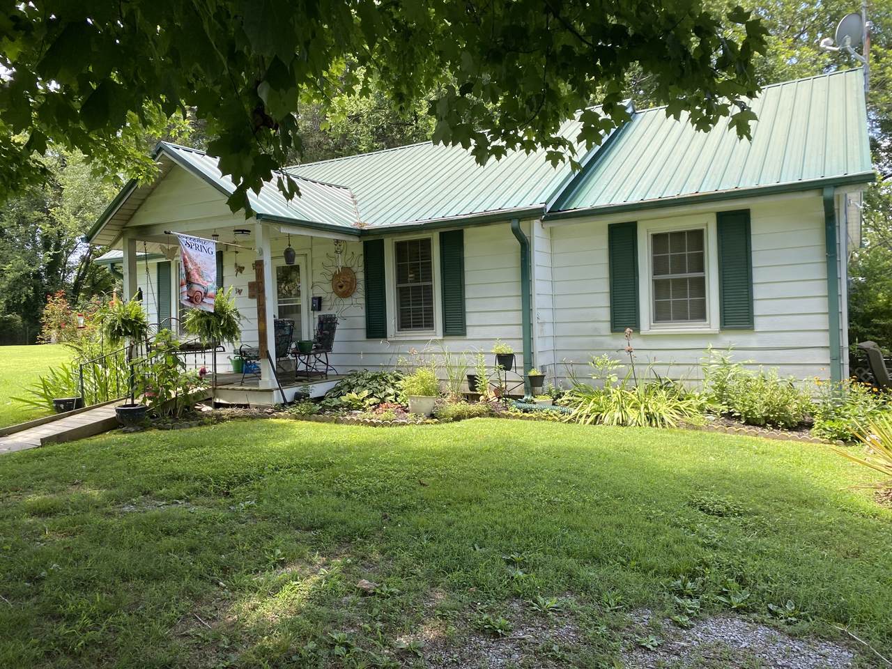 1296 Bethel Rd - Photo 1