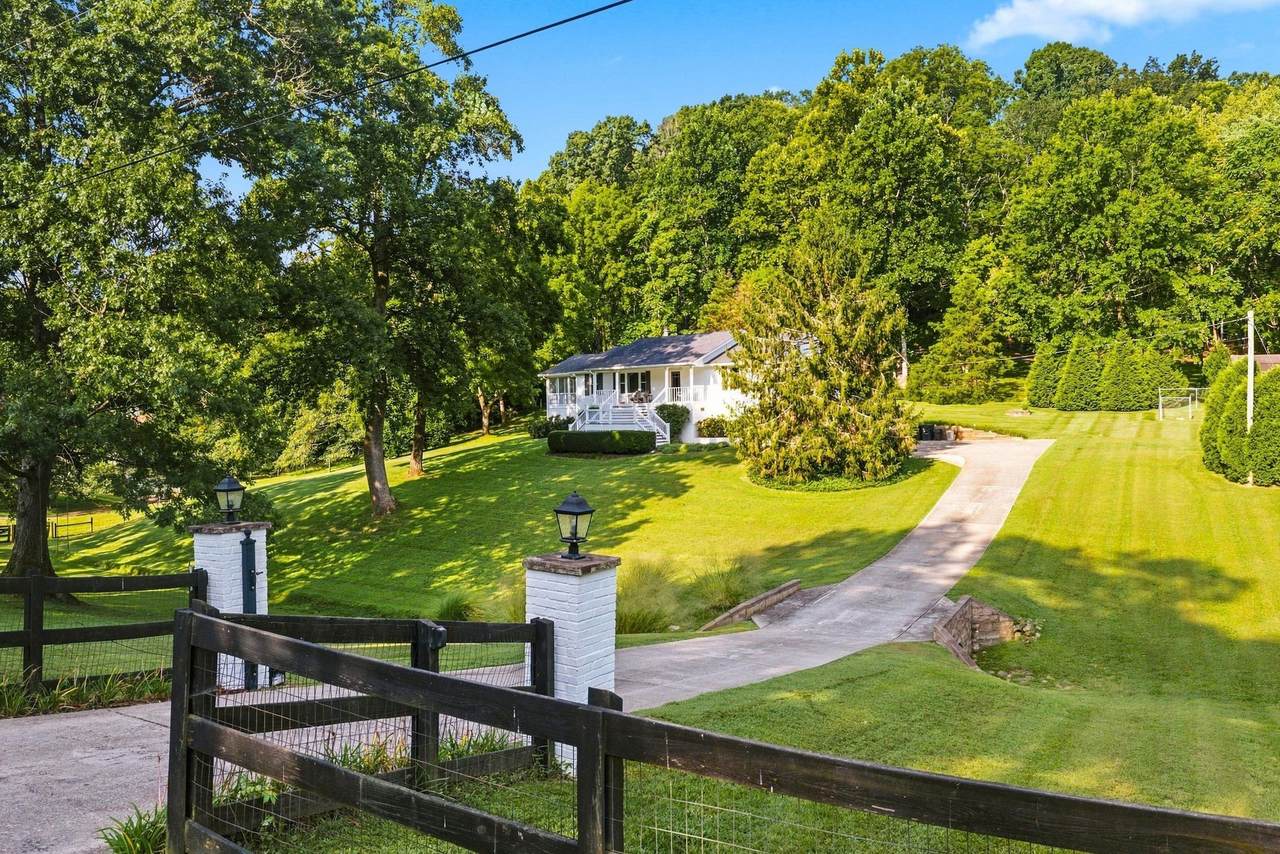 775 High Point Ridge Road - Photo 1