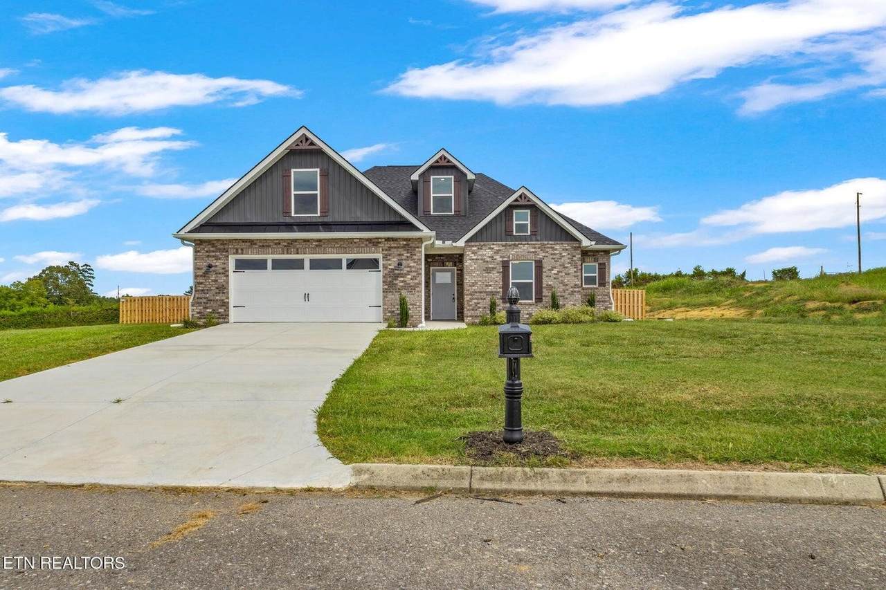 240 Lakeside Meadows Circle - Photo 1