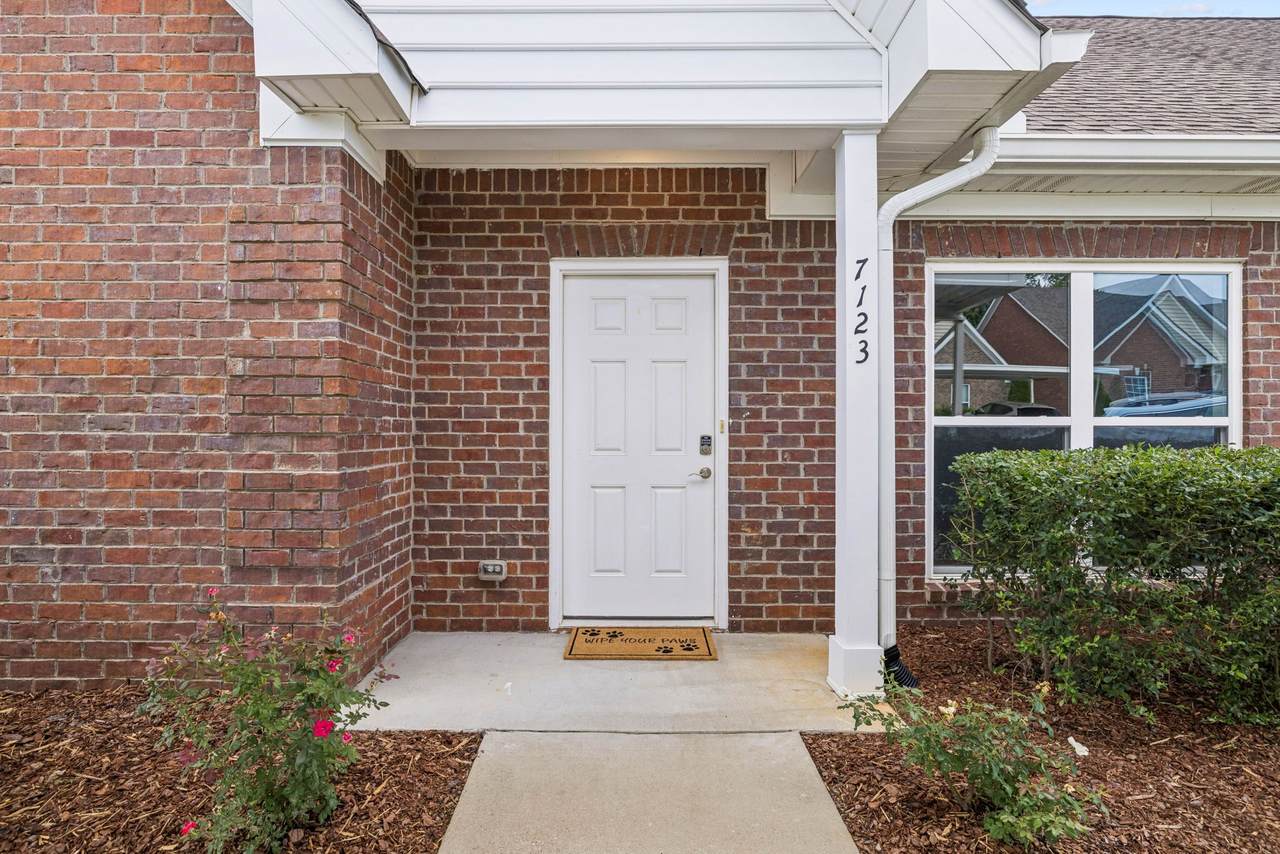 https://bt-photos.global.ssl.fastly.net/nashville/1280_boomver_1_RTC3516302-1.jpg