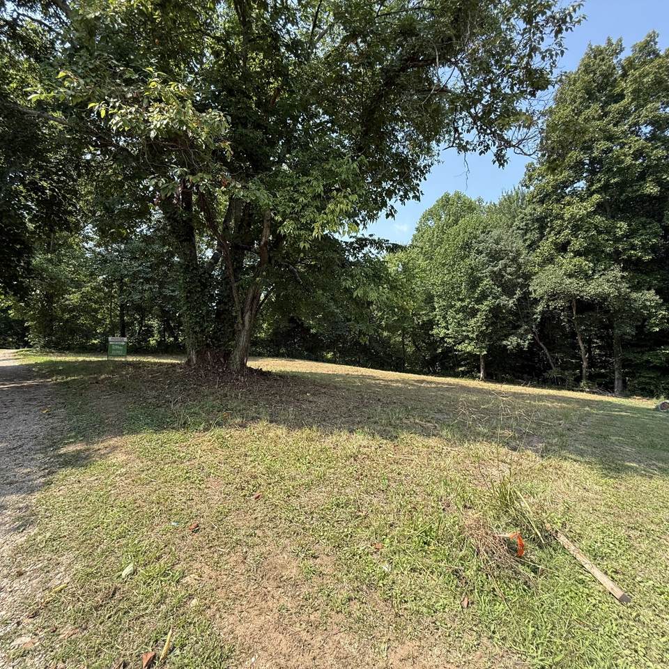 https://bt-photos.global.ssl.fastly.net/nashville/1280_boomver_1_RTC3516574-1.jpg