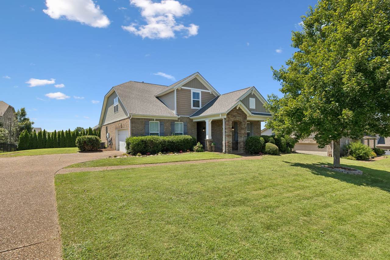 https://bt-photos.global.ssl.fastly.net/nashville/1280_boomver_1_RTC3516615-1.jpg