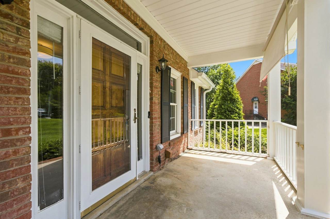 https://bt-photos.global.ssl.fastly.net/nashville/1280_boomver_1_RTC3519282-1.jpg