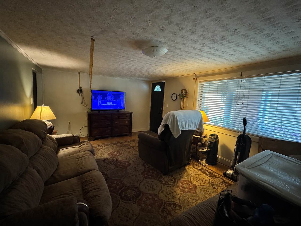 https://bt-photos.global.ssl.fastly.net/nashville/1280_boomver_1_RTC3520235-1.jpg