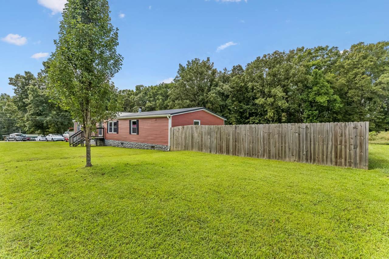 https://bt-photos.global.ssl.fastly.net/nashville/1280_boomver_1_RTC3520251-1.jpg