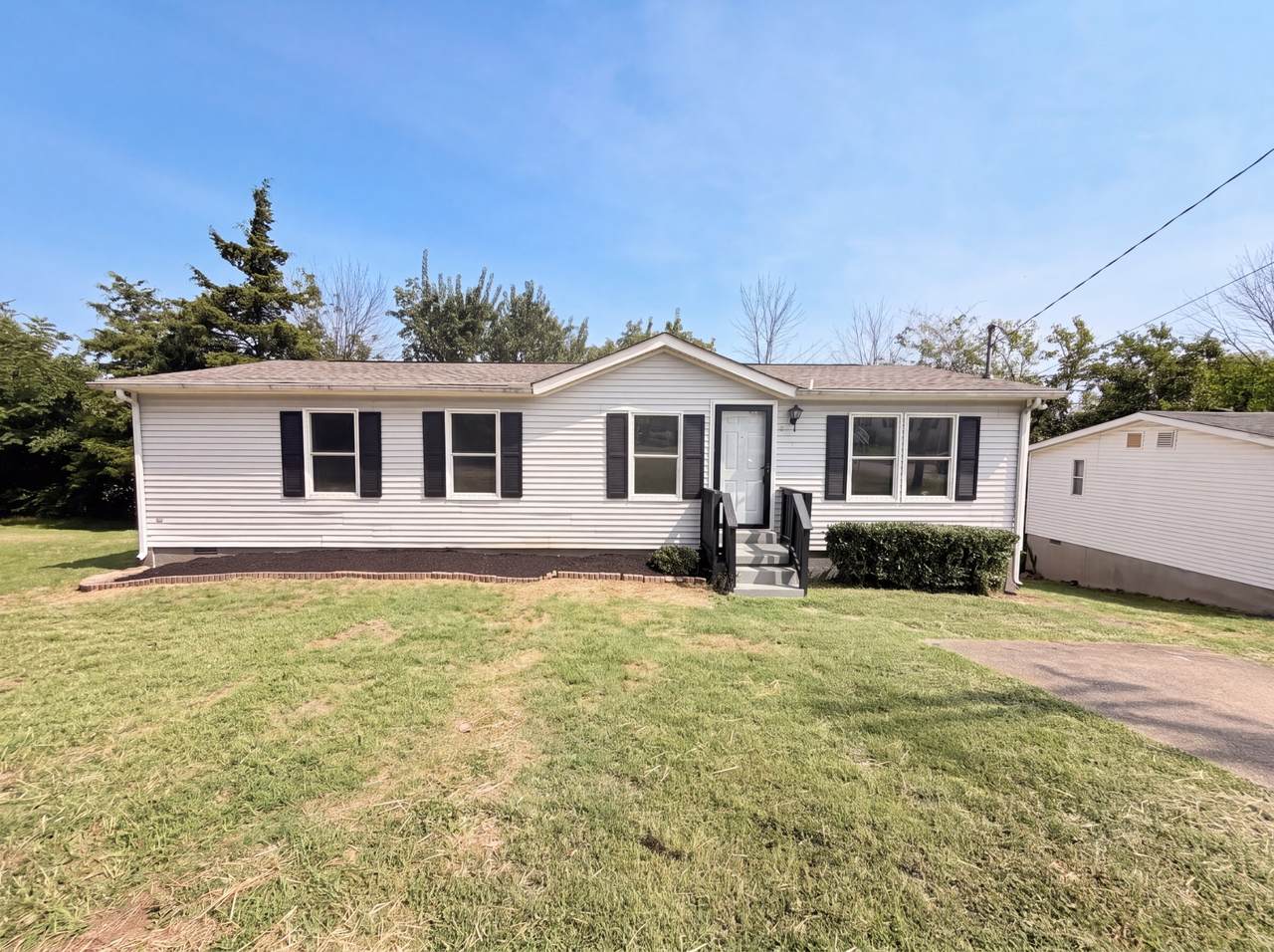 2648 Pine Ridge Dr - Photo 1