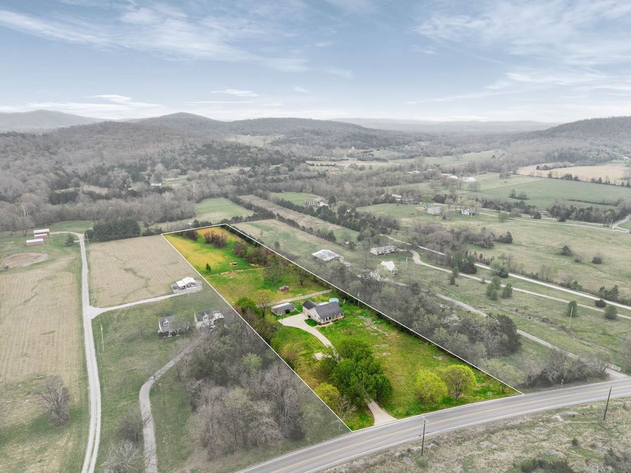 15541 Cainsville Rd - Photo 1