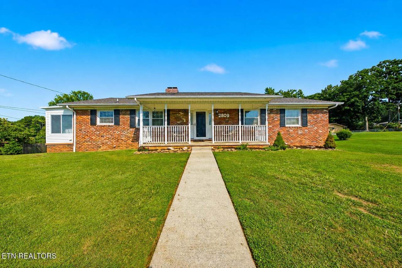 2809 Shropshire Blvd - Photo 1