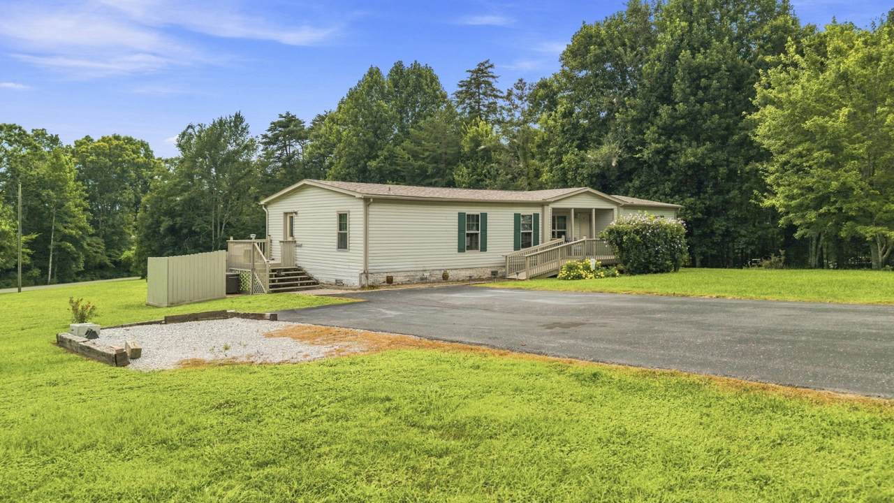 https://bt-photos.global.ssl.fastly.net/nashville/1280_boomver_1_RTC3520662-1.jpg
