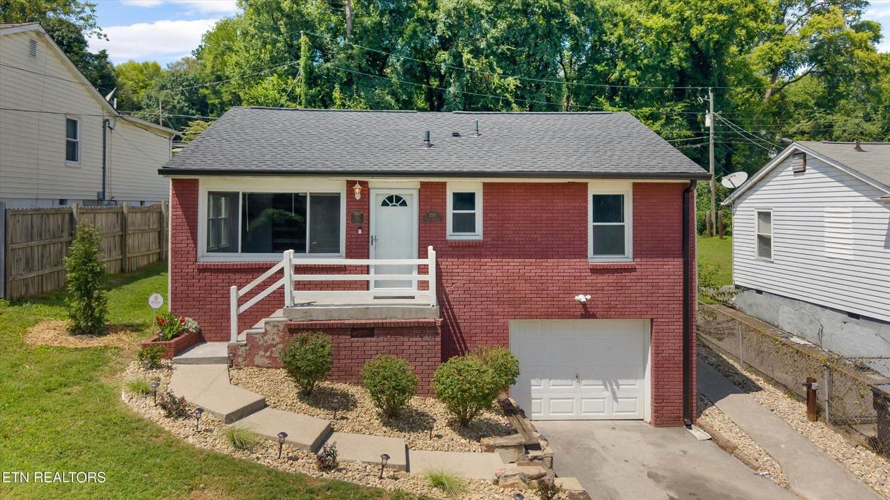 2951 Cecil Ave - Photo 1