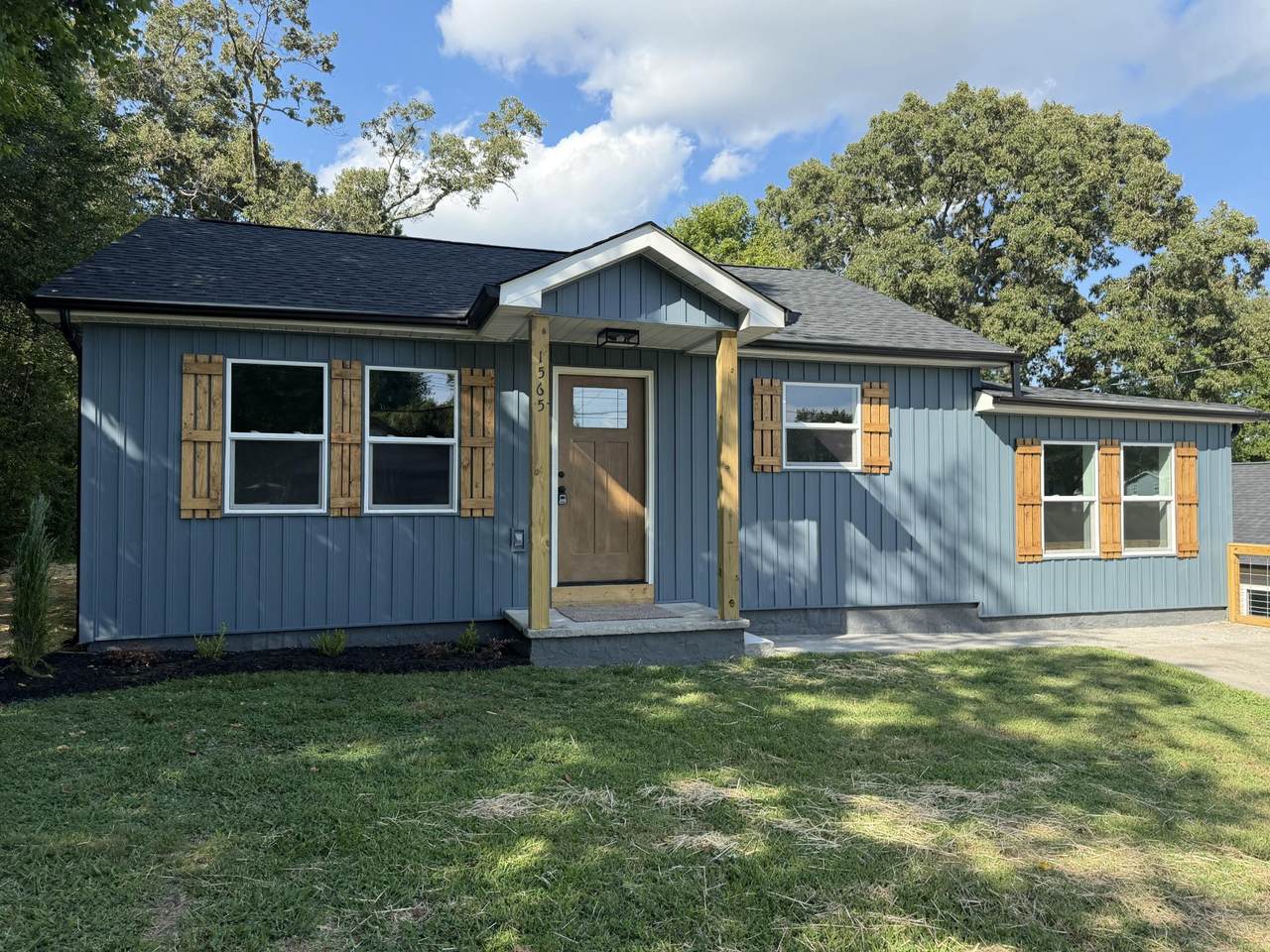1565 Strawberry Lane - Photo 1
