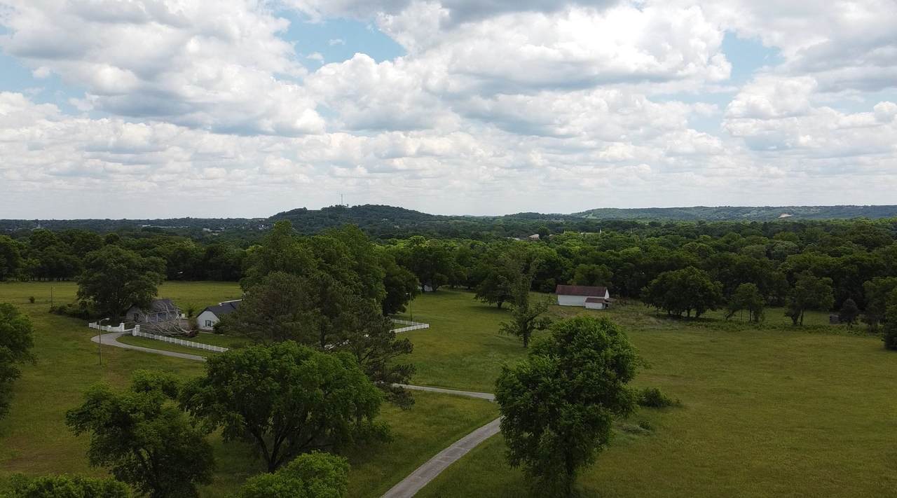 https://bt-photos.global.ssl.fastly.net/nashville/1280_boomver_1_RTC3523609-1.jpg