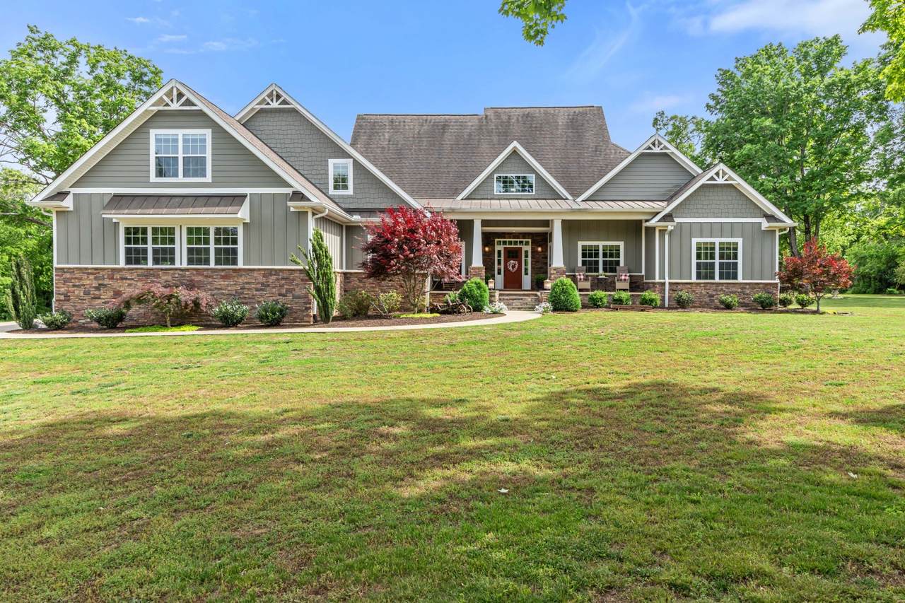 587A Douglas Ln - Photo 1