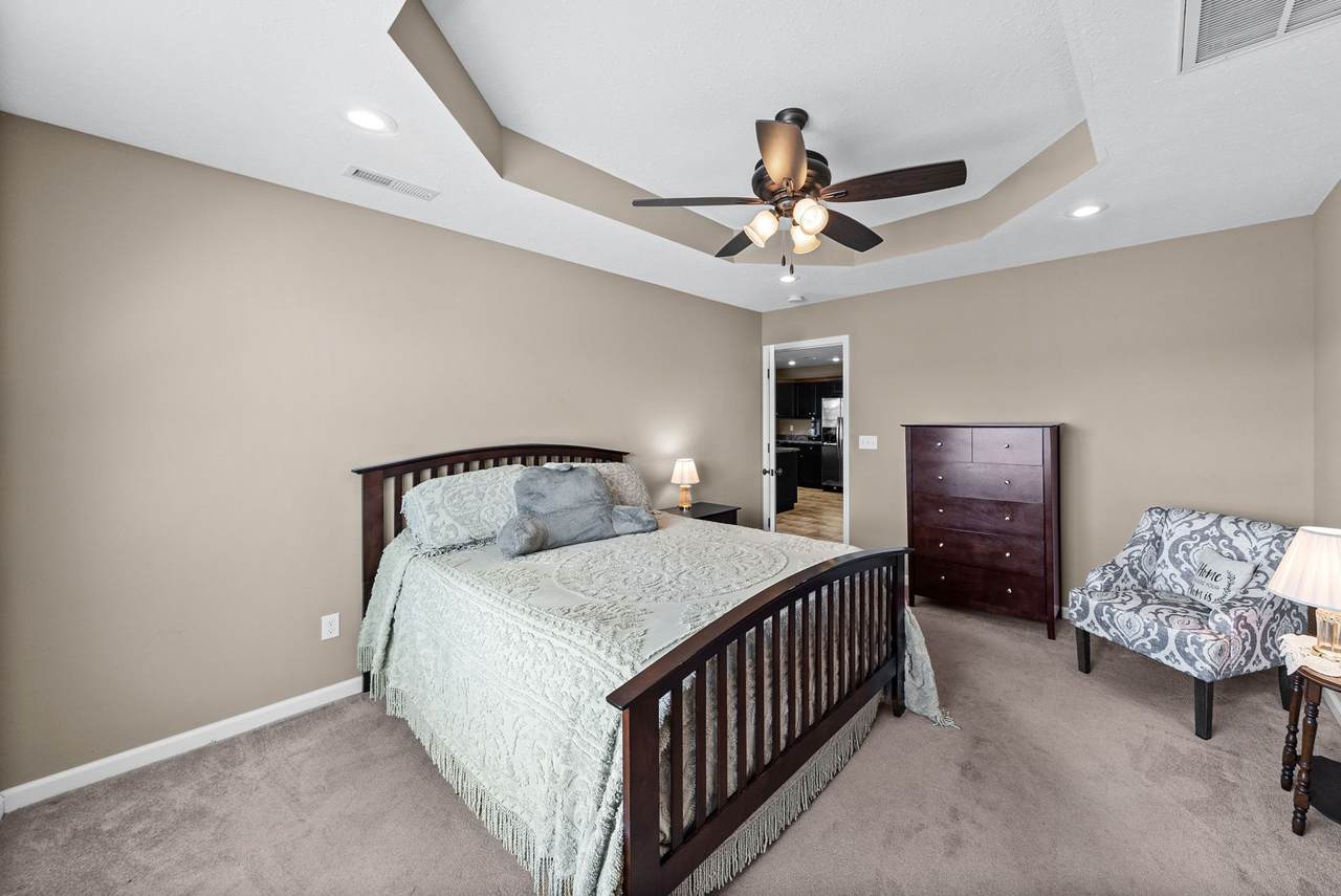 https://bt-photos.global.ssl.fastly.net/nashville/1280_boomver_1_RTC3526435-1.jpg