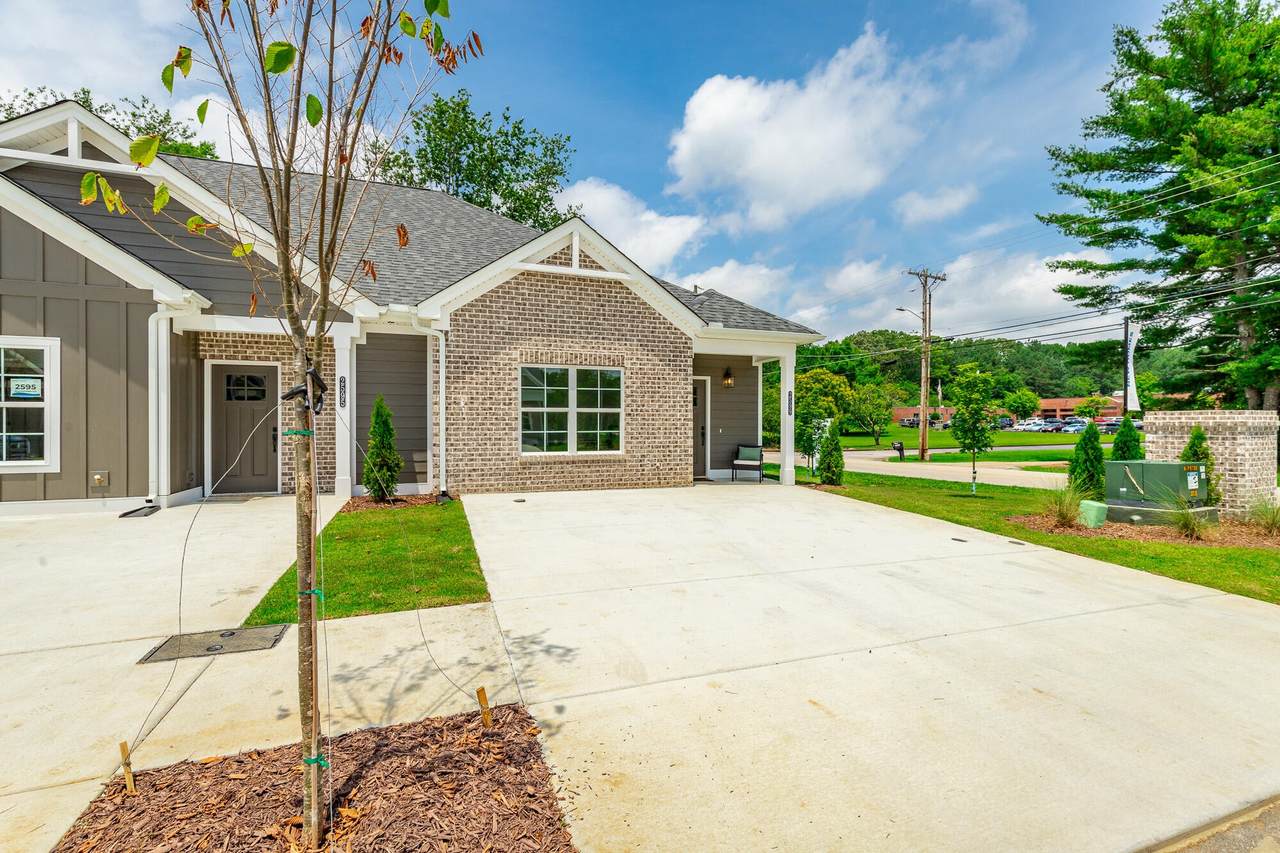 2587 Bannerman Lane - Photo 1