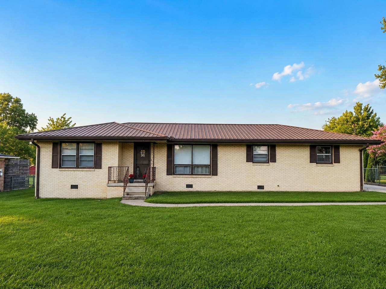 107 Lee Ln - Photo 1