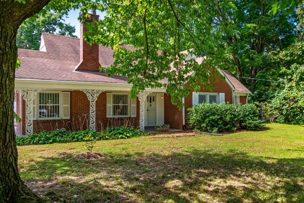 717 Currey Rd - Photo 1