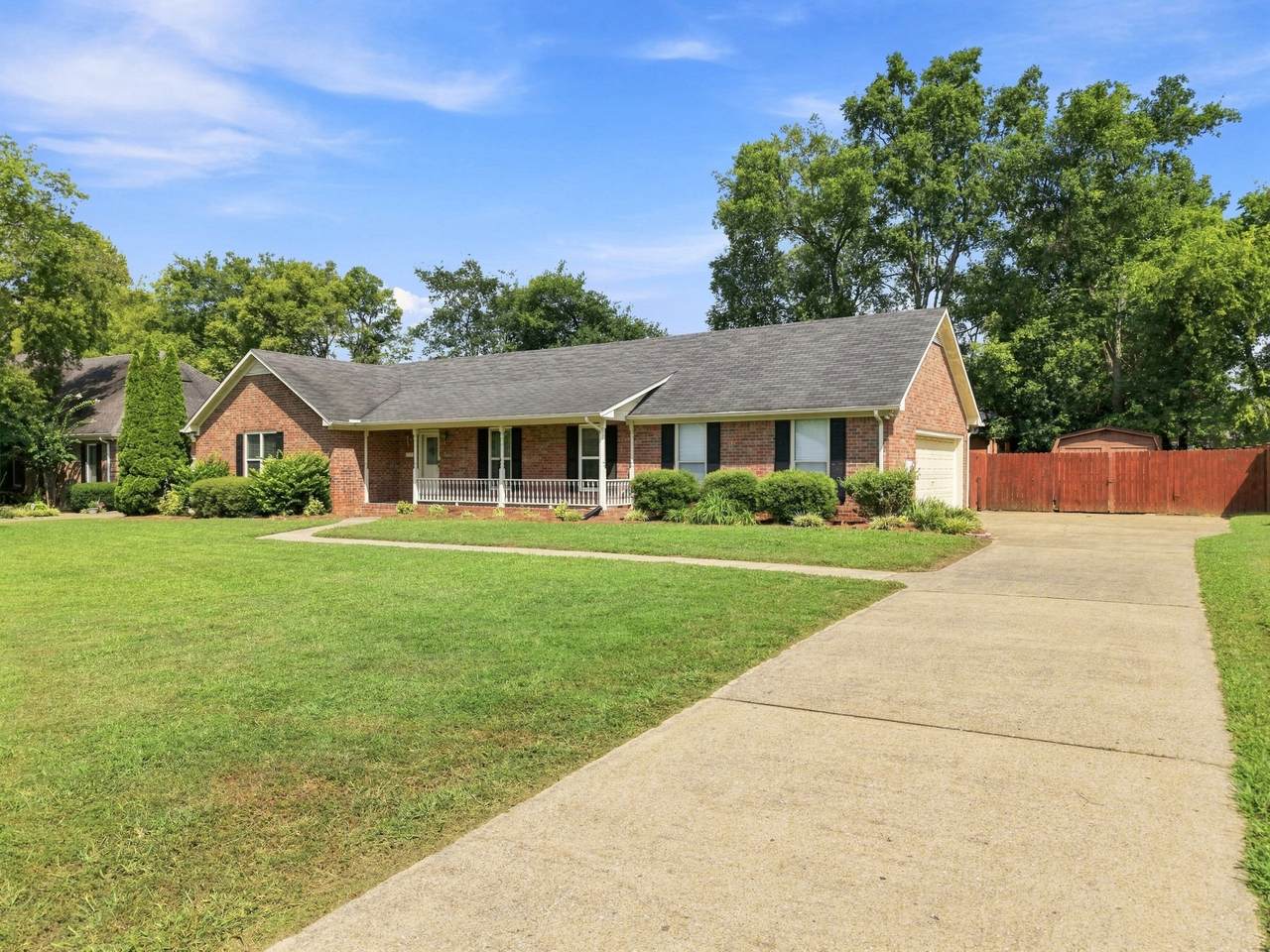 https://bt-photos.global.ssl.fastly.net/nashville/1280_boomver_1_RTC3527497-1.jpg