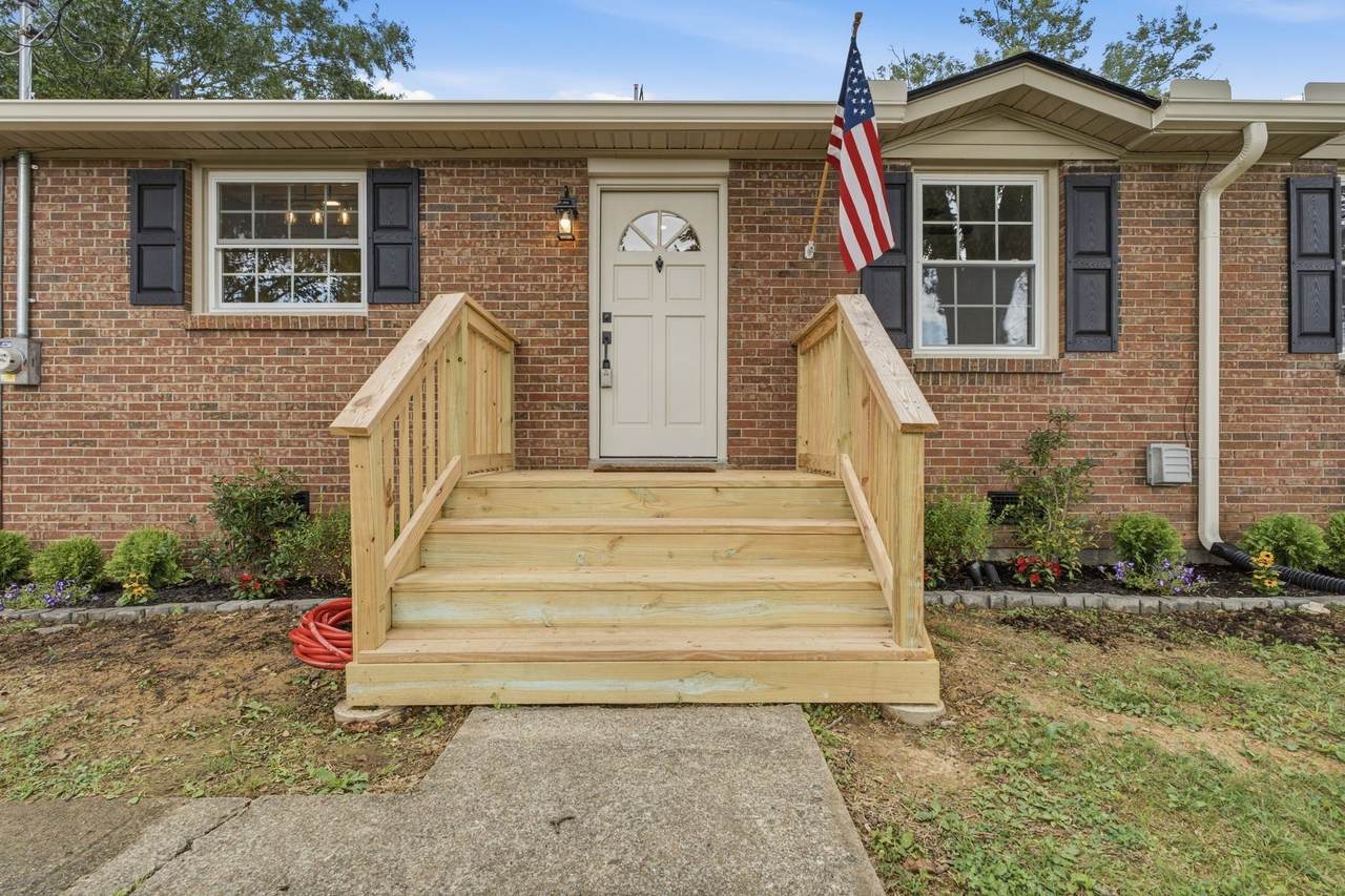 https://bt-photos.global.ssl.fastly.net/nashville/1280_boomver_1_RTC3527516-1.jpg
