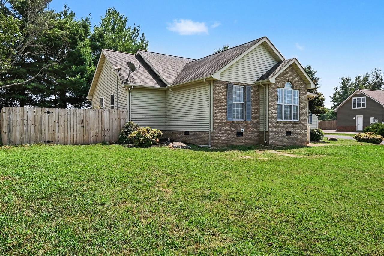https://bt-photos.global.ssl.fastly.net/nashville/1280_boomver_1_RTC3528078-1.jpg