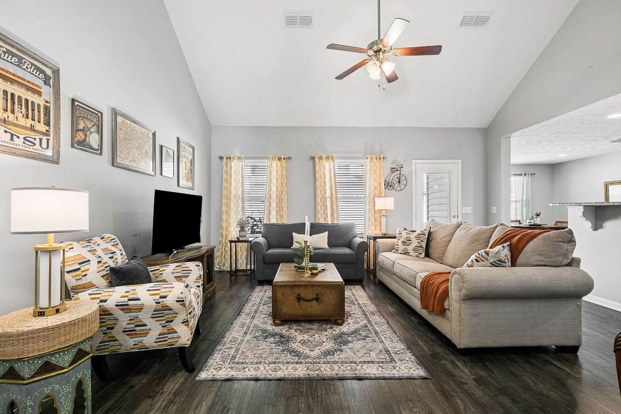 4416 Sunday Silence Way - Photo 1