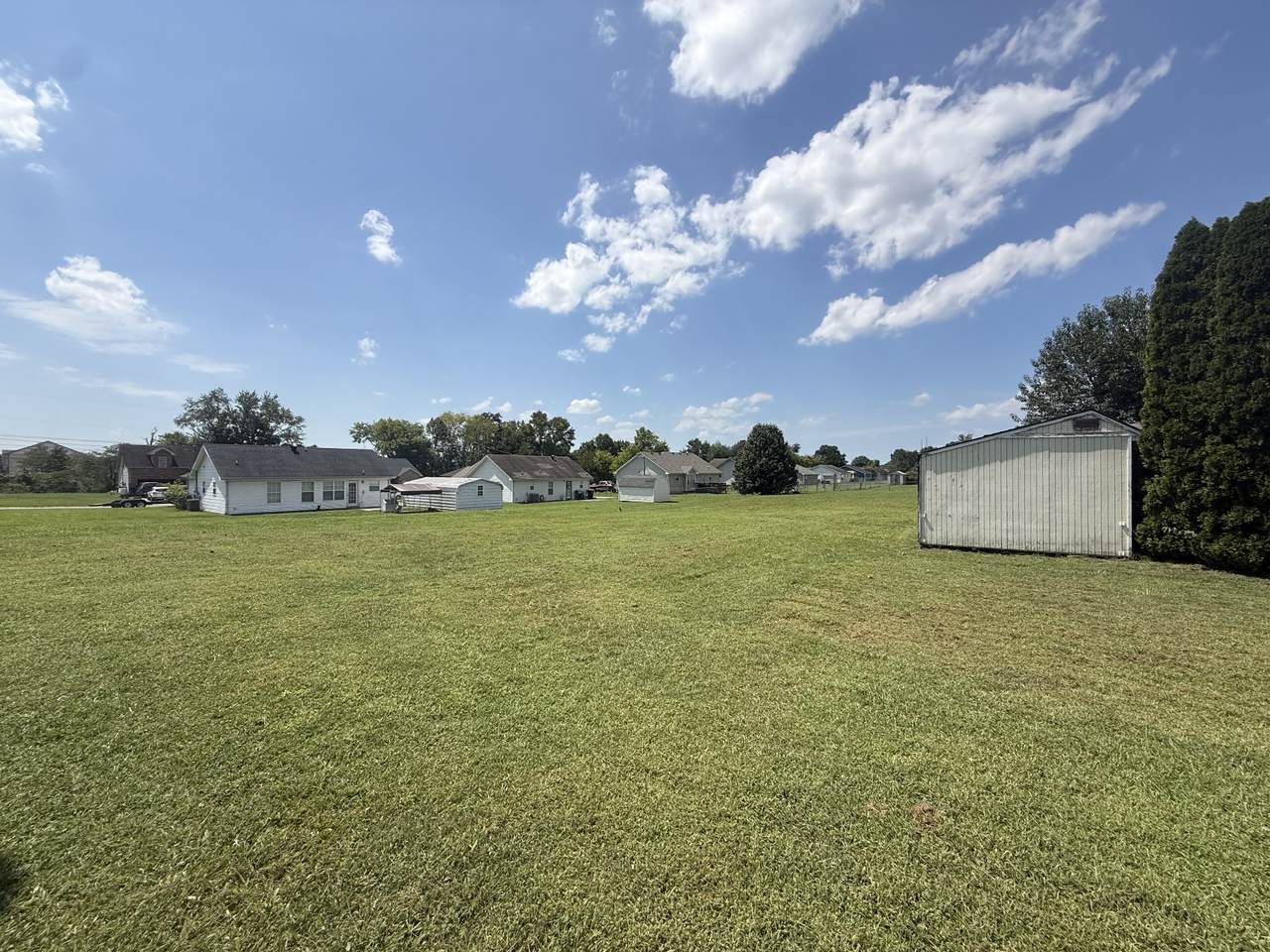 https://bt-photos.global.ssl.fastly.net/nashville/1280_boomver_1_RTC3529273-1.jpg