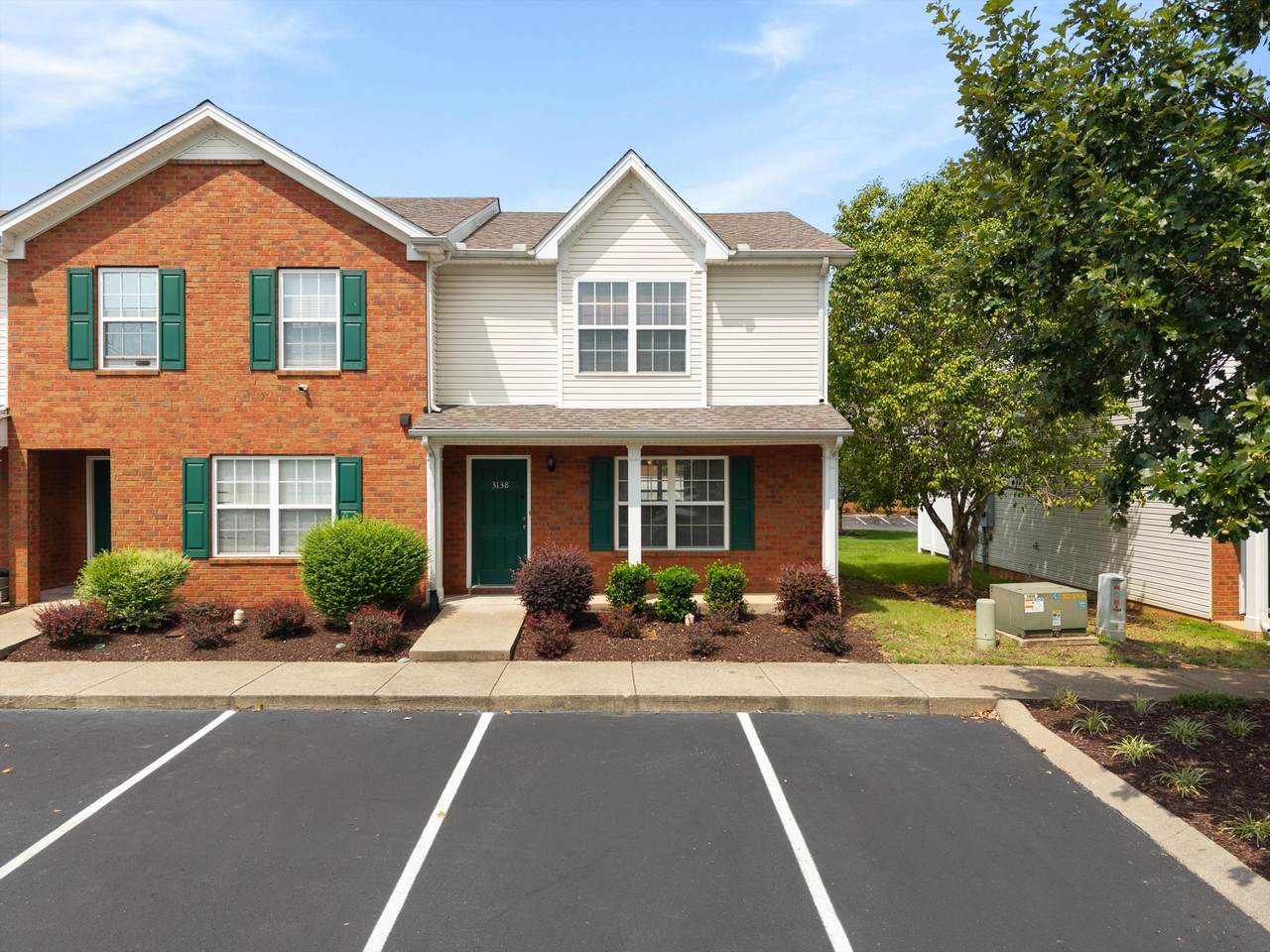 https://bt-photos.global.ssl.fastly.net/nashville/1280_boomver_1_RTC3529995-1.jpg