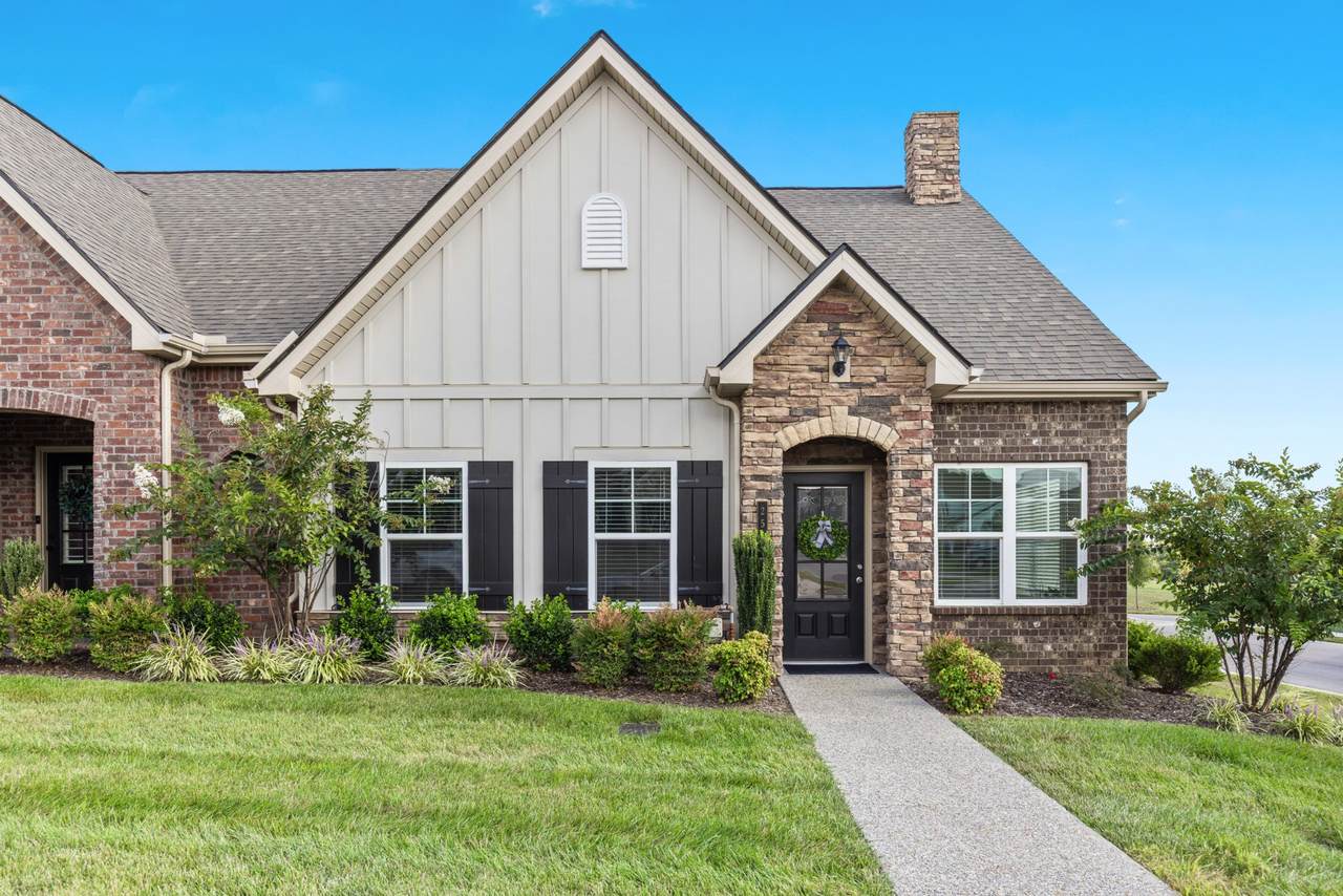 255 Cloverbrook Way - Photo 1