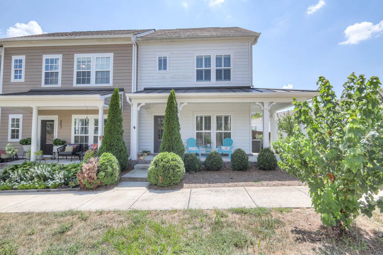309 Moira Cir - Photo 1