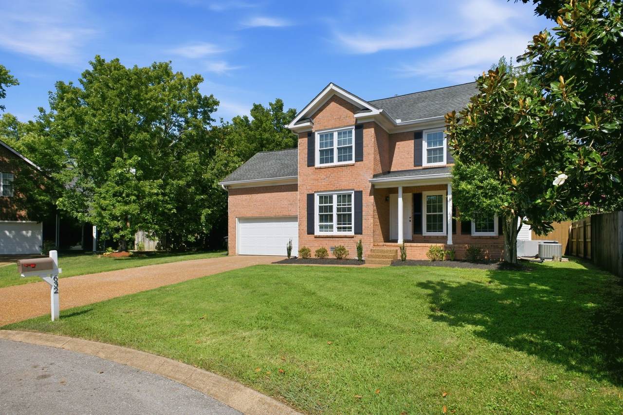 632 Independence Dr - Photo 1