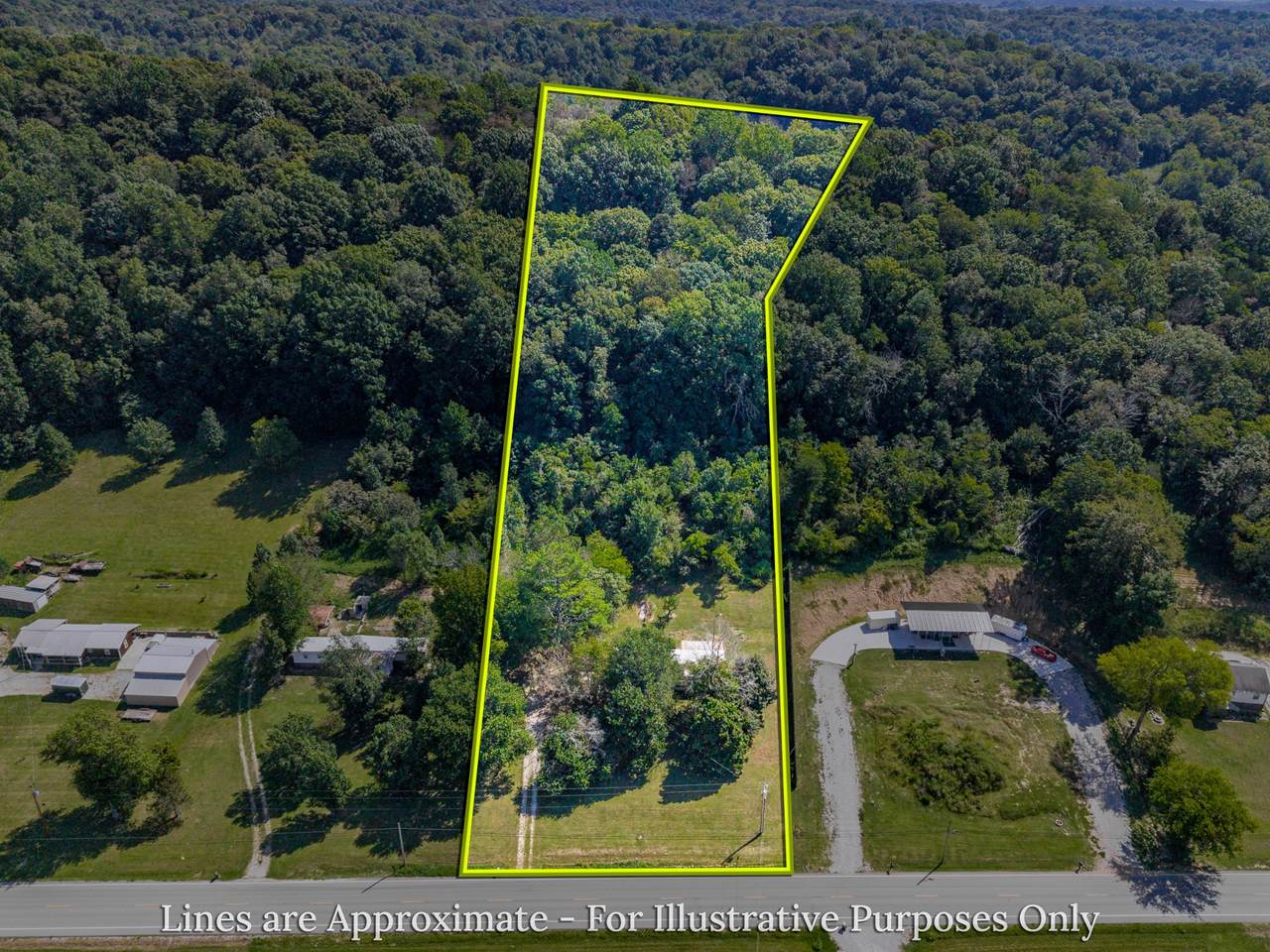 15862 Columbia Hwy - Photo 1
