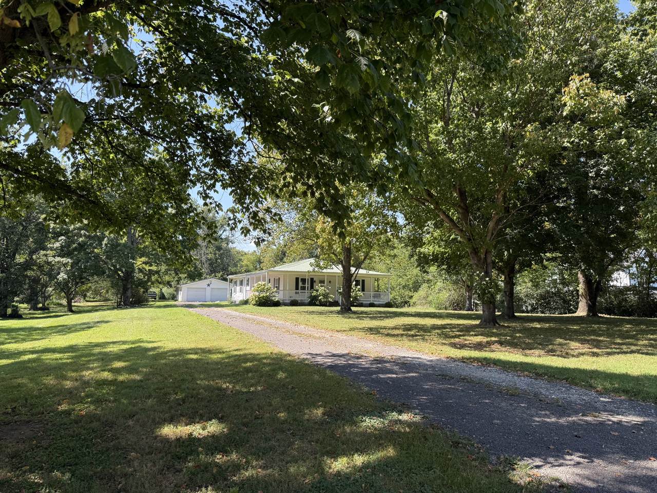 https://bt-photos.global.ssl.fastly.net/nashville/1280_boomver_1_RTC3531839-1.jpg
