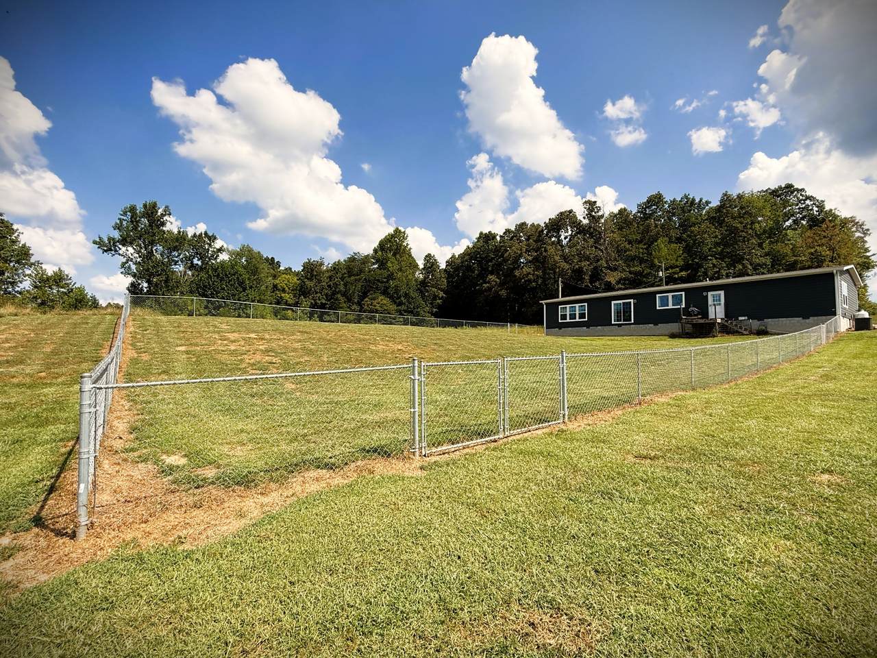 https://bt-photos.global.ssl.fastly.net/nashville/1280_boomver_1_RTC3540969-1.jpg
