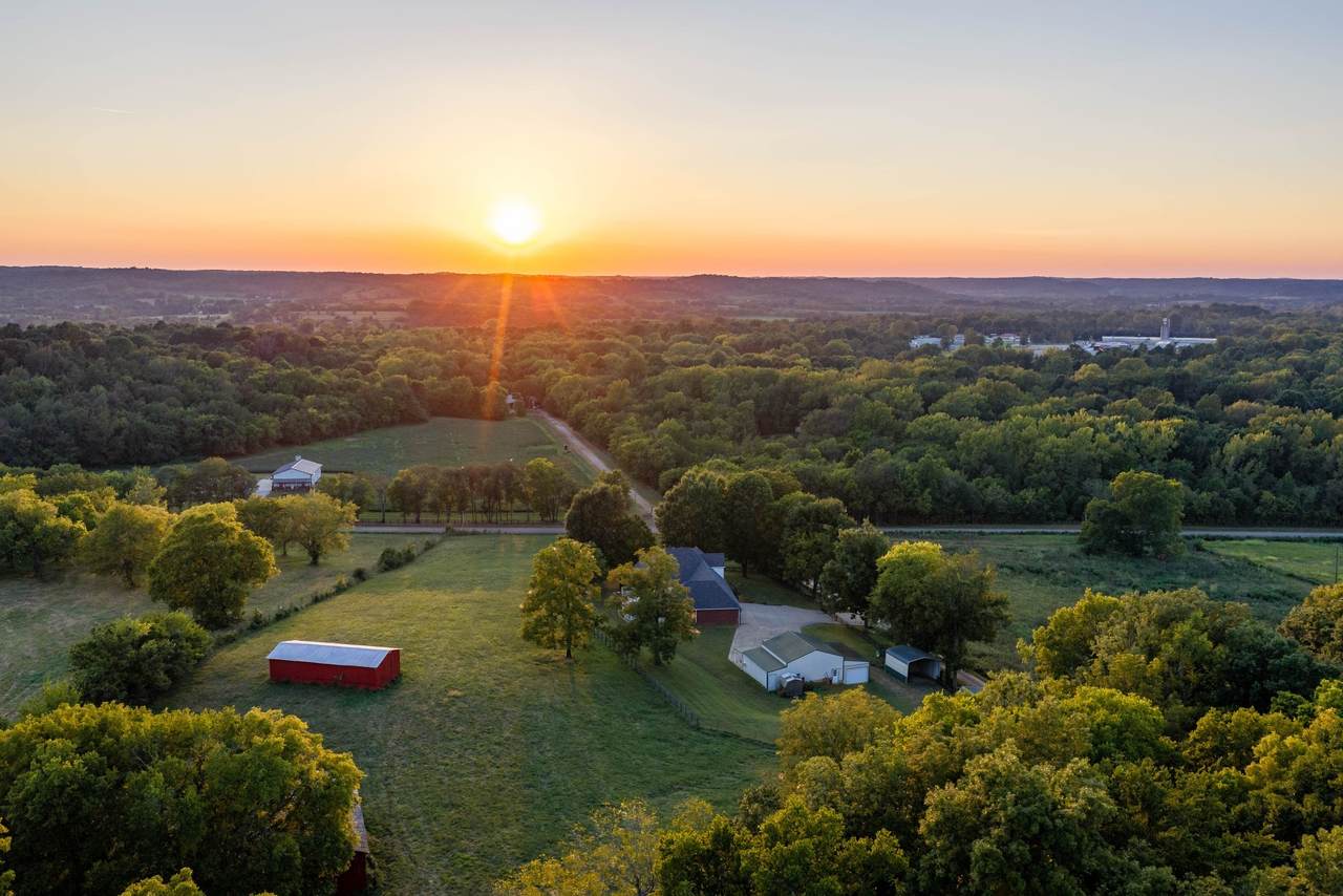 8005 Dry Creek Rd - Photo 1