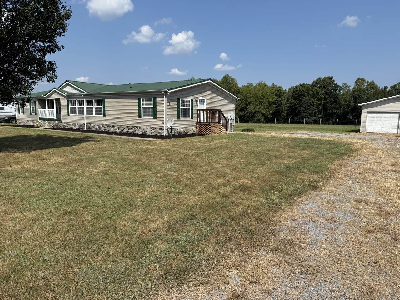 https://bt-photos.global.ssl.fastly.net/nashville/1280_boomver_1_RTC3545111-1.jpg
