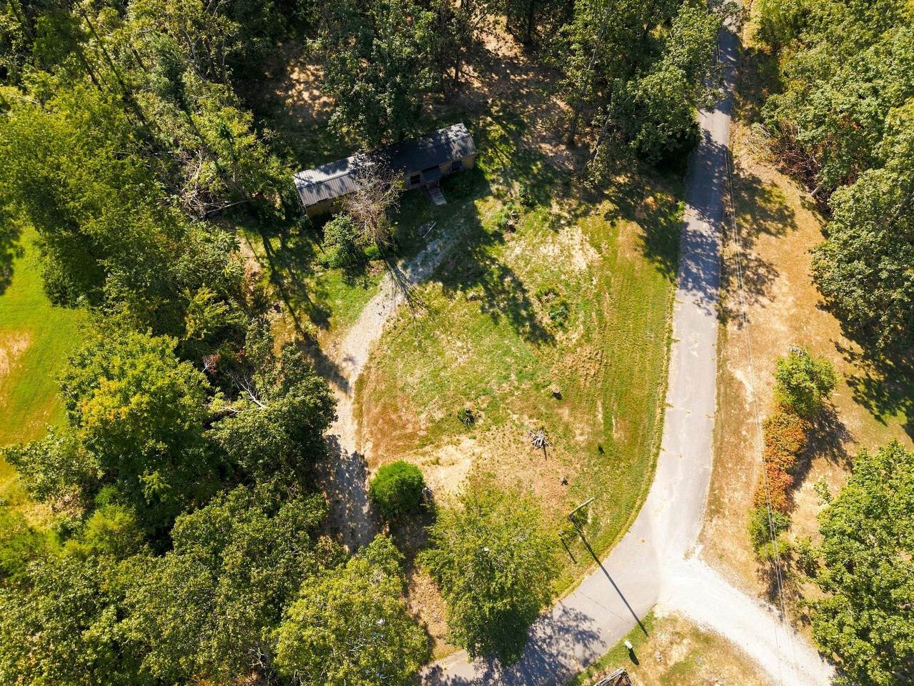 0 Oaktree Ln - Photo 1