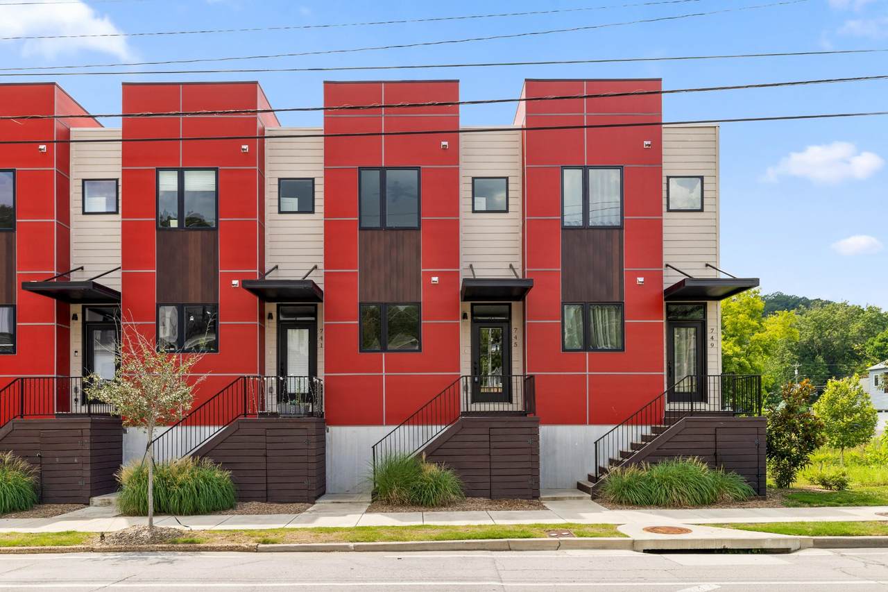 719 N Market Street - Photo 1