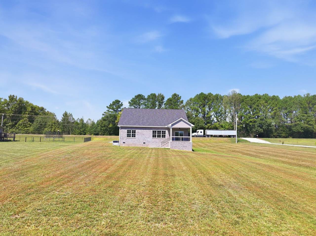 https://bt-photos.global.ssl.fastly.net/nashville/1280_boomver_1_RTC3546099-1.jpg