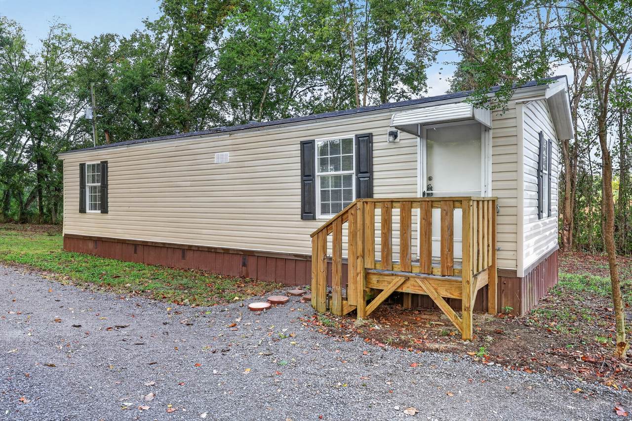 310 Carter Ln - Photo 1