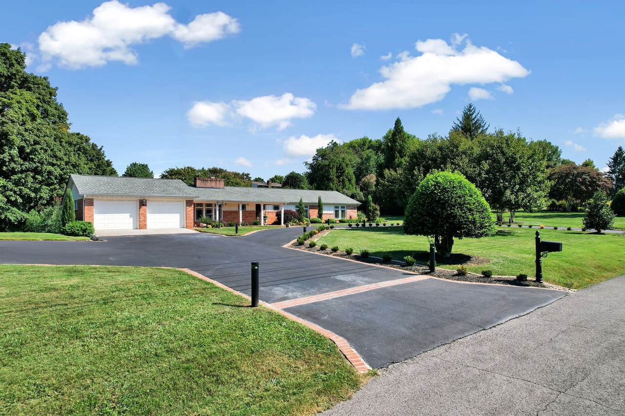 2210 Joy St - Photo 1