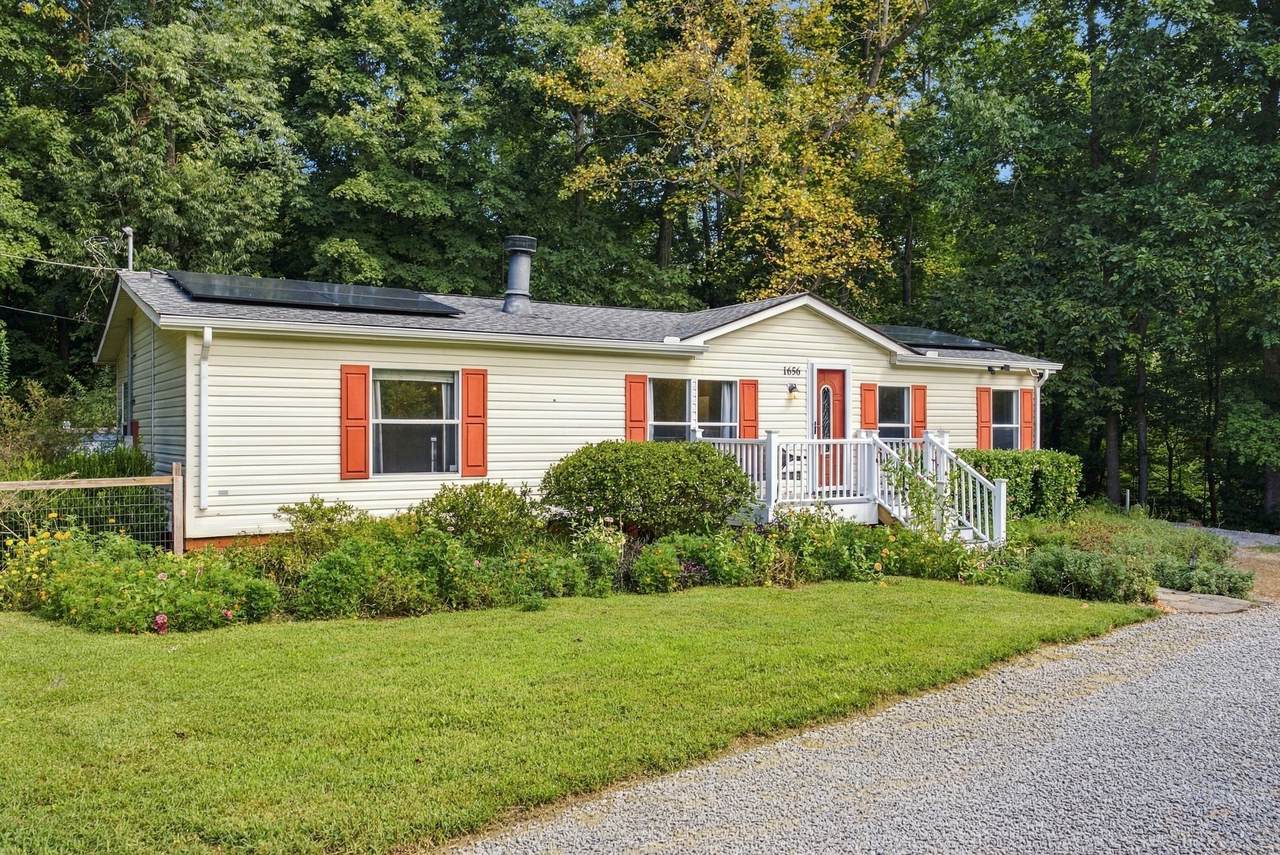 1656 Dove Ln - Photo 1